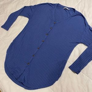 Ribbed Button Up Cardigan in Blue
